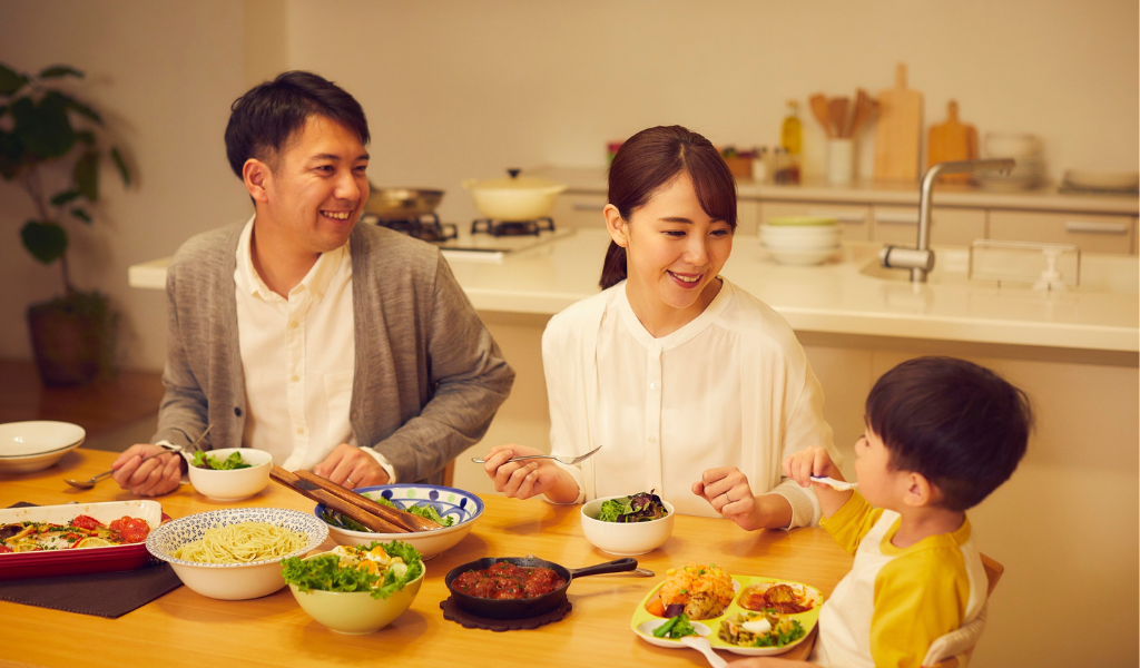 mengganti makan malam bisa turunkan berat badan