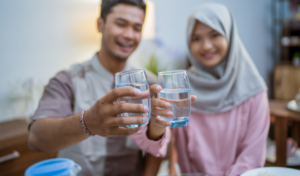 menjaga pencernaan saat puasa